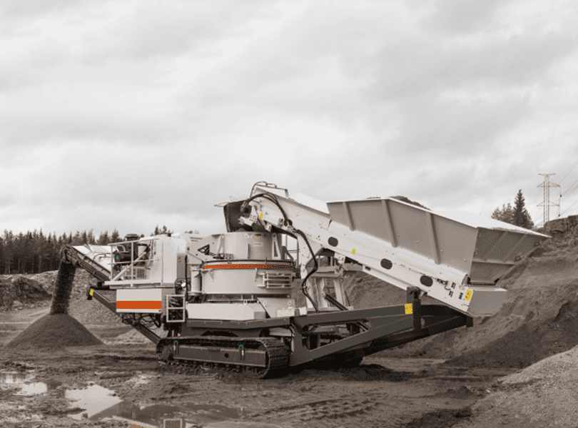 Tracked Mobile Sand Making Plant